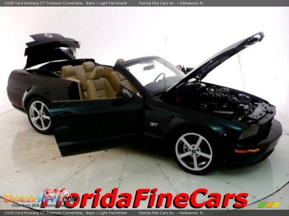 2006 Ford Mustang GT Premium Convertible Black / Light Parchment Photo #8