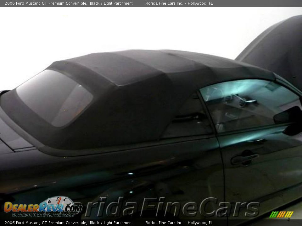 2006 Ford Mustang GT Premium Convertible Black / Light Parchment Photo #9