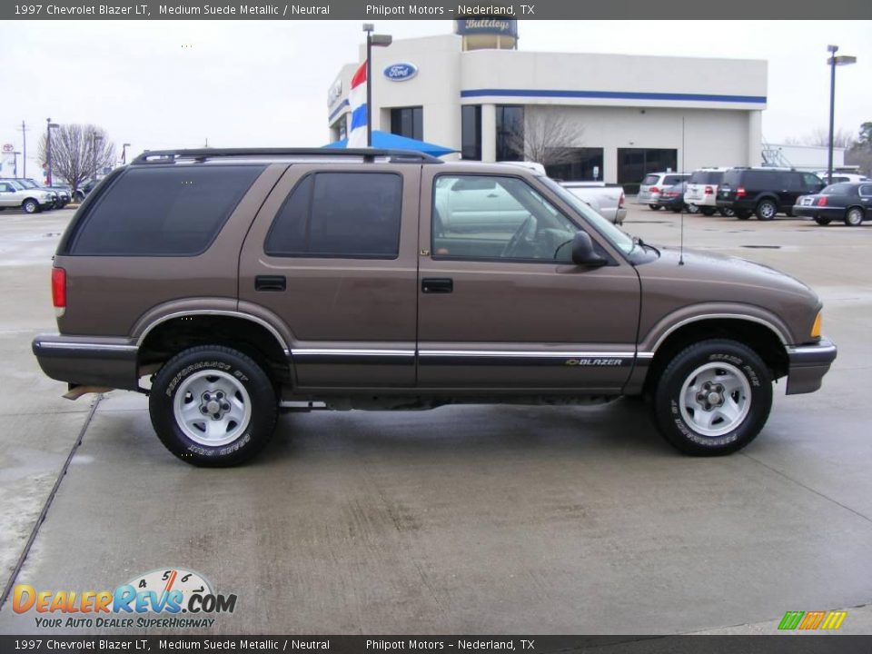1997 Chevrolet Blazer LT Medium Suede Metallic / Neutral Photo #2