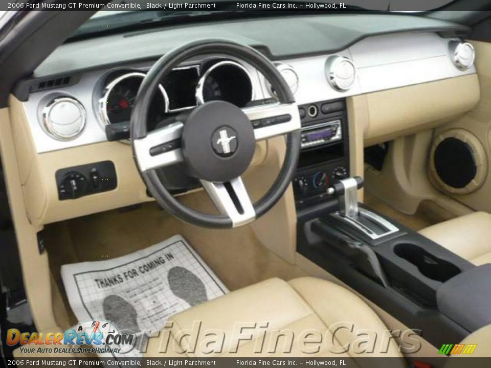 2006 Ford Mustang GT Premium Convertible Black / Light Parchment Photo #13