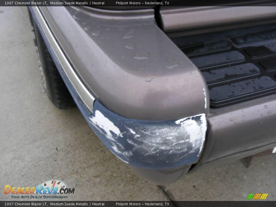 1997 Chevrolet Blazer LT Medium Suede Metallic / Neutral Photo #22