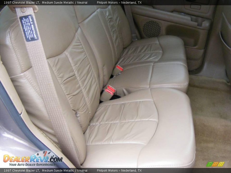1997 Chevrolet Blazer LT Medium Suede Metallic / Neutral Photo #30