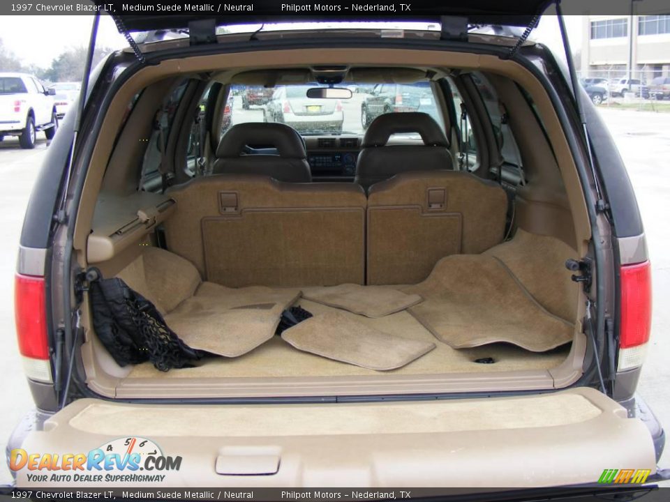 1997 Chevrolet Blazer LT Medium Suede Metallic / Neutral Photo #31