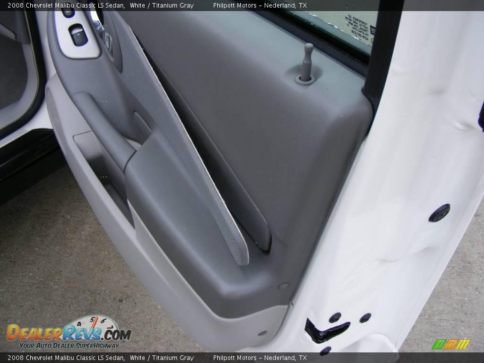 2008 Chevrolet Malibu Classic LS Sedan White / Titanium Gray Photo #22