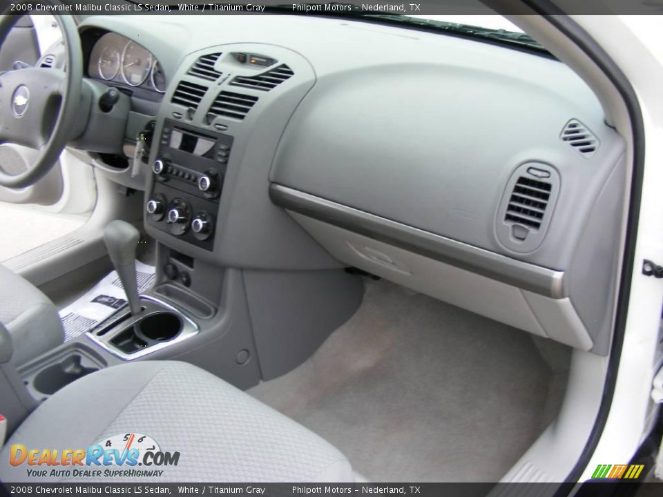 2008 Chevrolet Malibu Classic LS Sedan White / Titanium Gray Photo #23