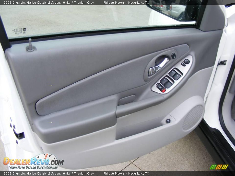 2008 Chevrolet Malibu Classic LS Sedan White / Titanium Gray Photo #31