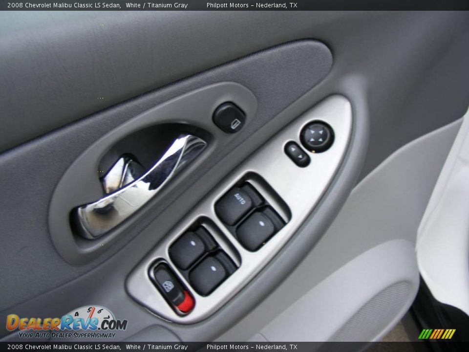 2008 Chevrolet Malibu Classic LS Sedan White / Titanium Gray Photo #32