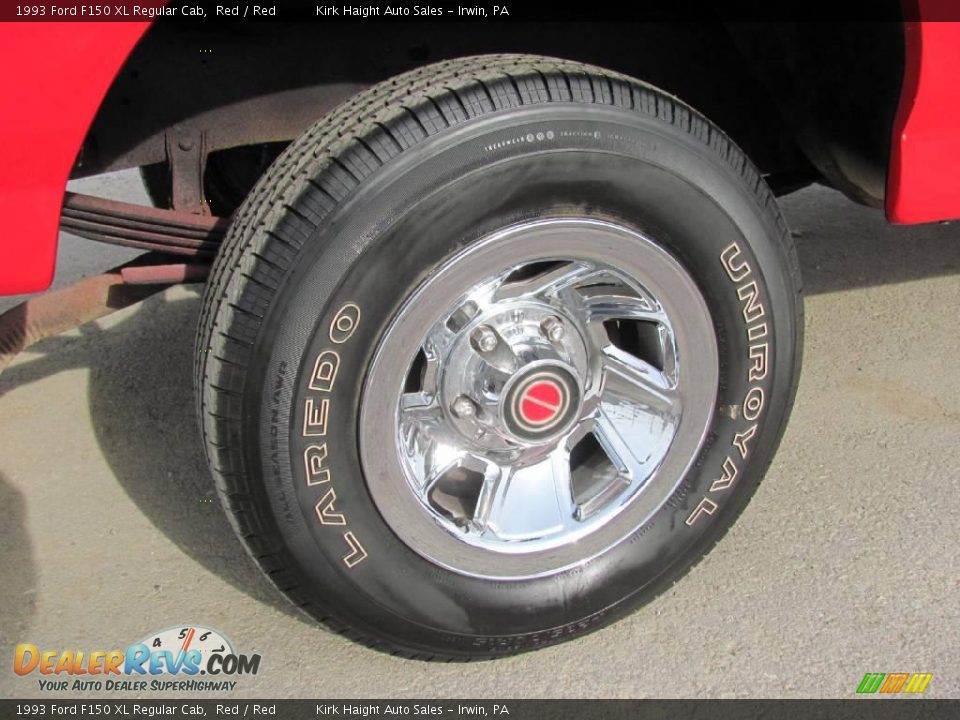 1993 Ford F150 XL Regular Cab Red / Red Photo #3