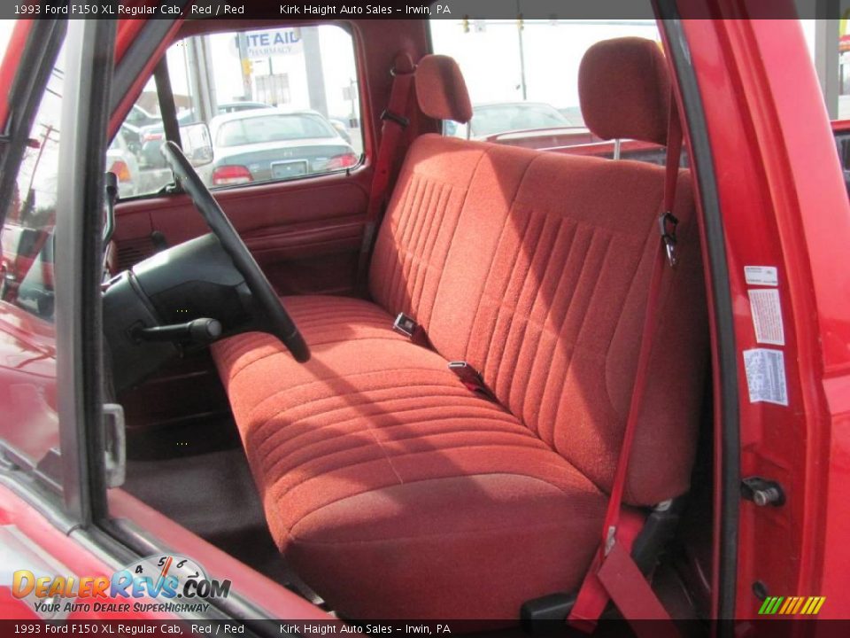 1993 Ford F150 XL Regular Cab Red / Red Photo #8