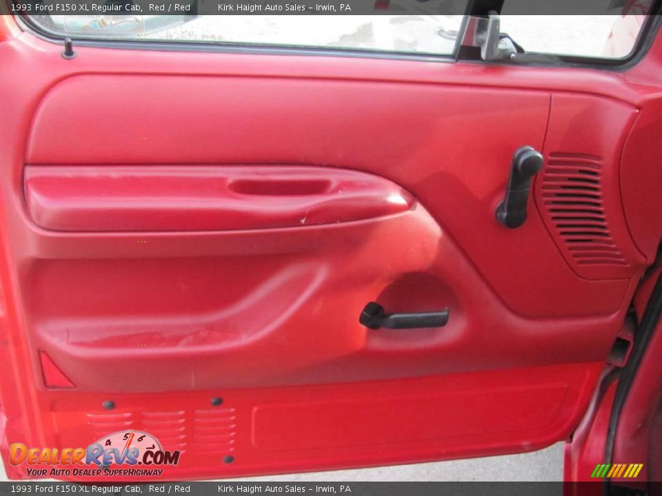 1993 Ford F150 XL Regular Cab Red / Red Photo #14