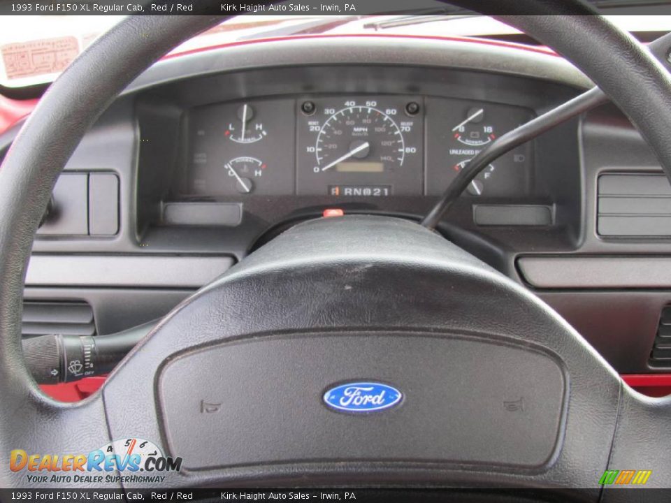 1993 Ford F150 XL Regular Cab Red / Red Photo #15