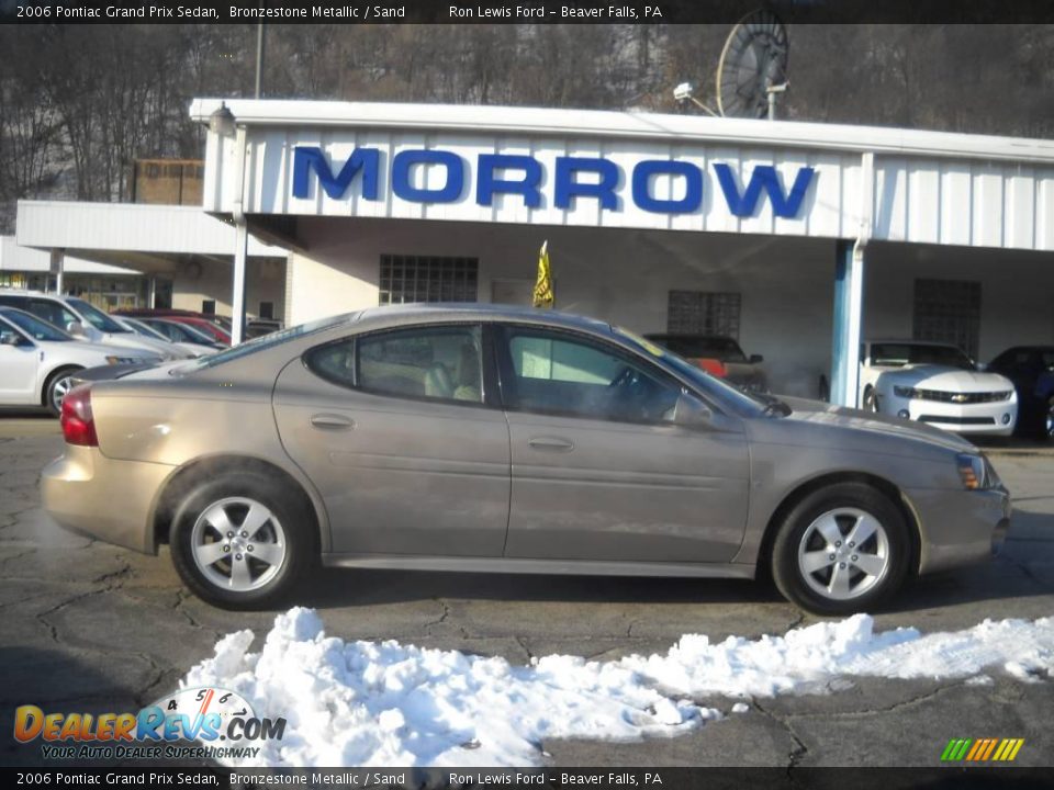 2006 Pontiac Grand Prix Sedan Bronzestone Metallic / Sand Photo #1
