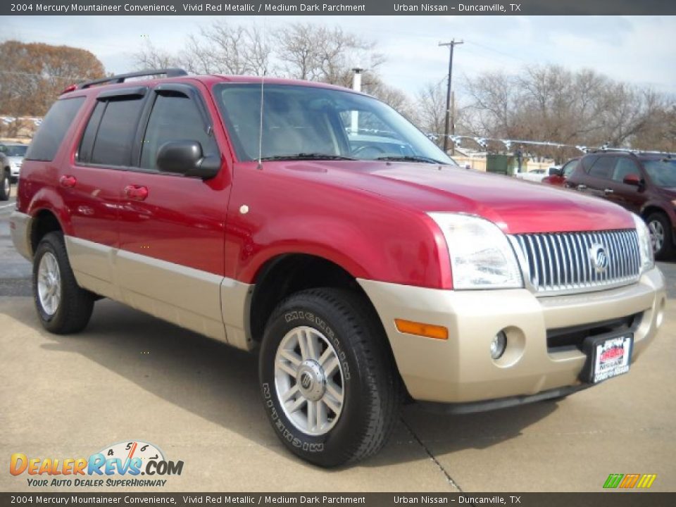 2004 Mercury Mountaineer Convenience Vivid Red Metallic / Medium Dark Parchment Photo #3