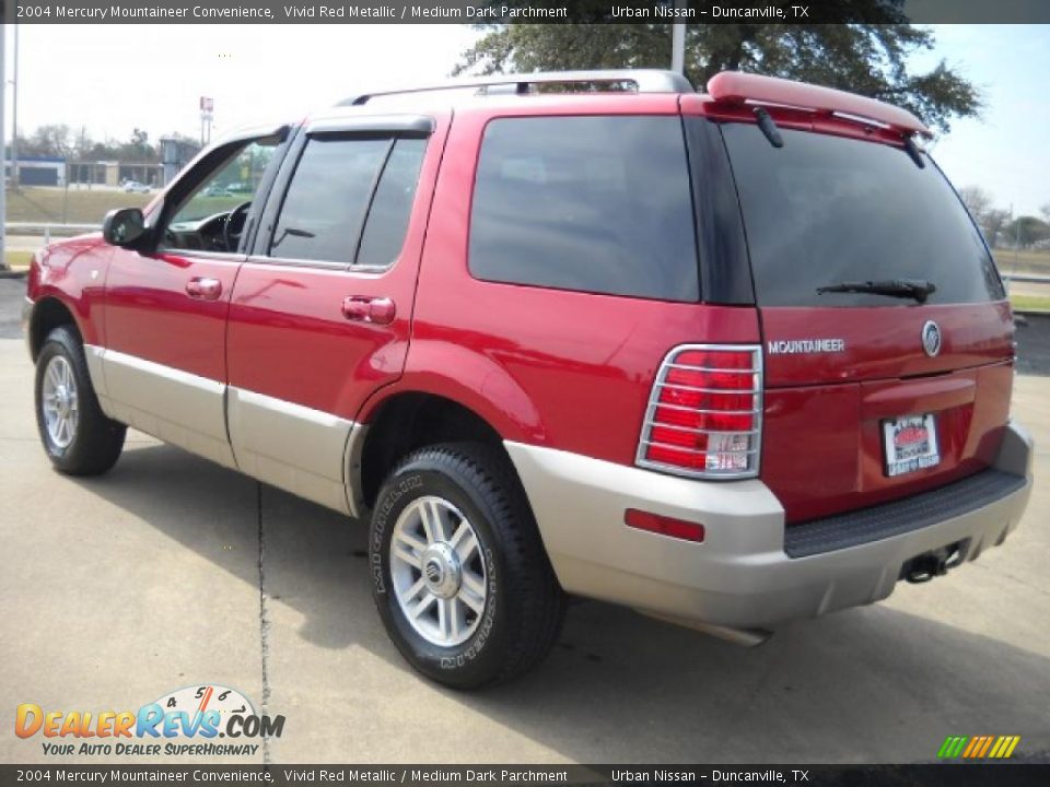 2004 Mercury Mountaineer Convenience Vivid Red Metallic / Medium Dark Parchment Photo #6