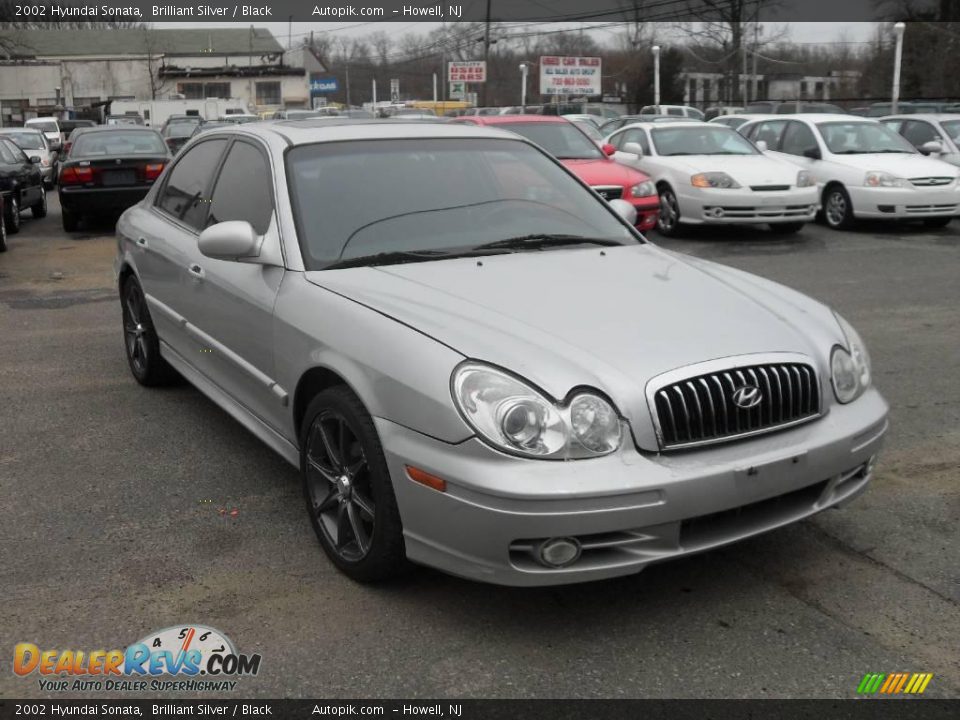 2002 Hyundai Sonata Brilliant Silver / Black Photo #3