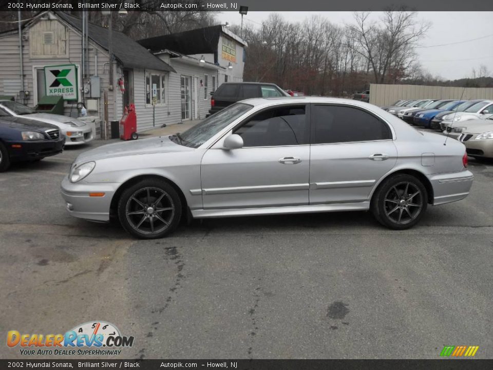 2002 Hyundai Sonata Brilliant Silver / Black Photo #5