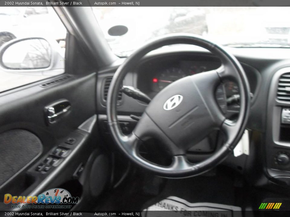 2002 Hyundai Sonata Brilliant Silver / Black Photo #11