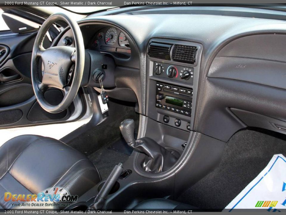2001 Ford Mustang GT Coupe Silver Metallic / Dark Charcoal Photo #10