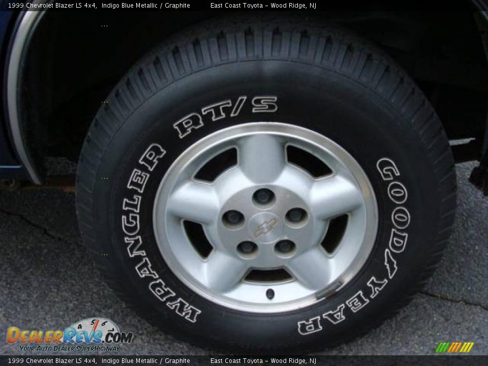 1999 Chevrolet Blazer LS 4x4 Indigo Blue Metallic / Graphite Photo #14