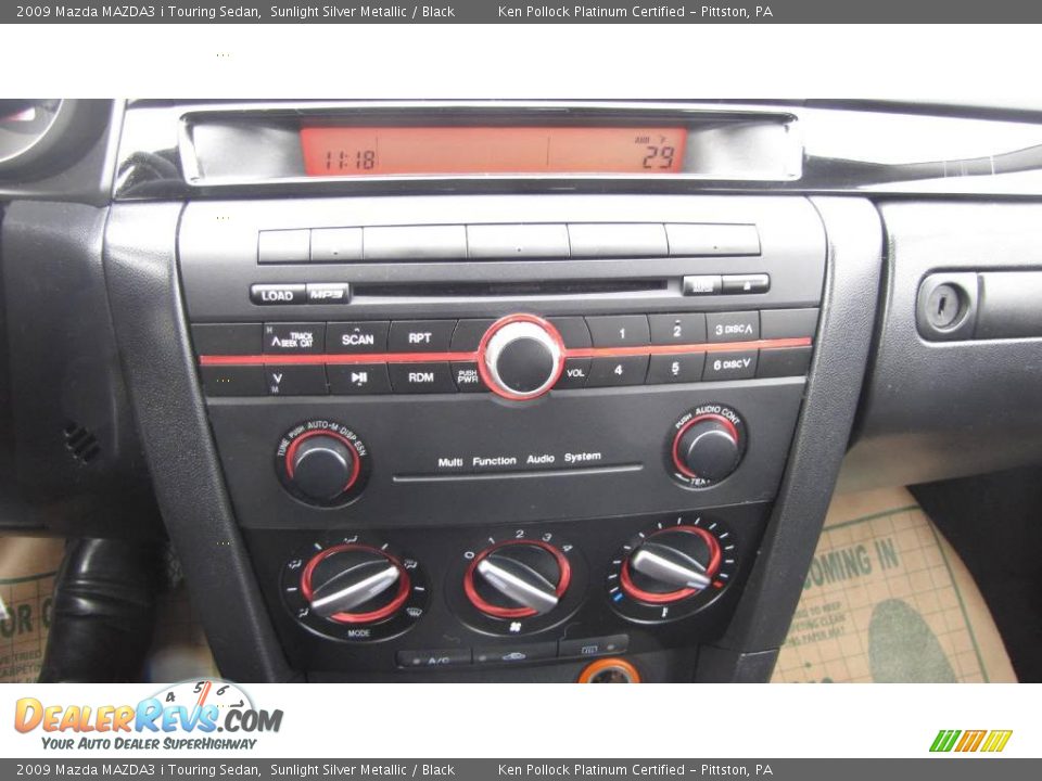 2009 Mazda MAZDA3 i Touring Sedan Sunlight Silver Metallic / Black Photo #23