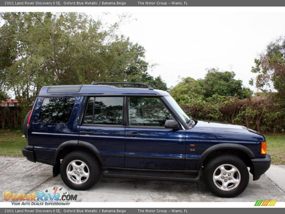 2001 Land Rover Discovery II SE Oxford Blue Metallic / Bahama Beige Photo #17