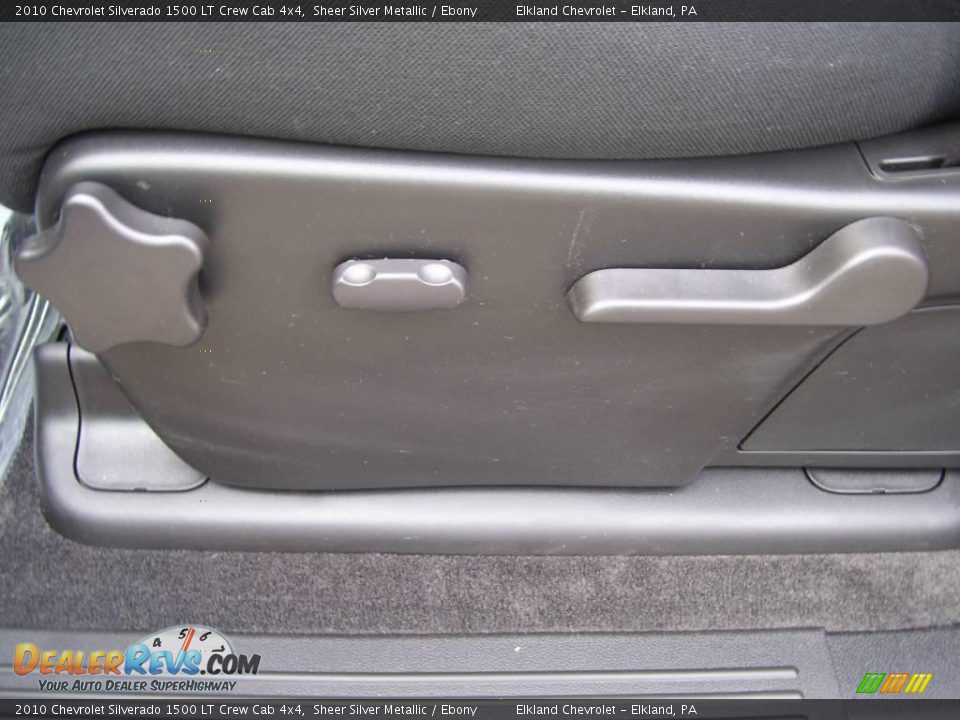 2010 Chevrolet Silverado 1500 LT Crew Cab 4x4 Sheer Silver Metallic / Ebony Photo #35
