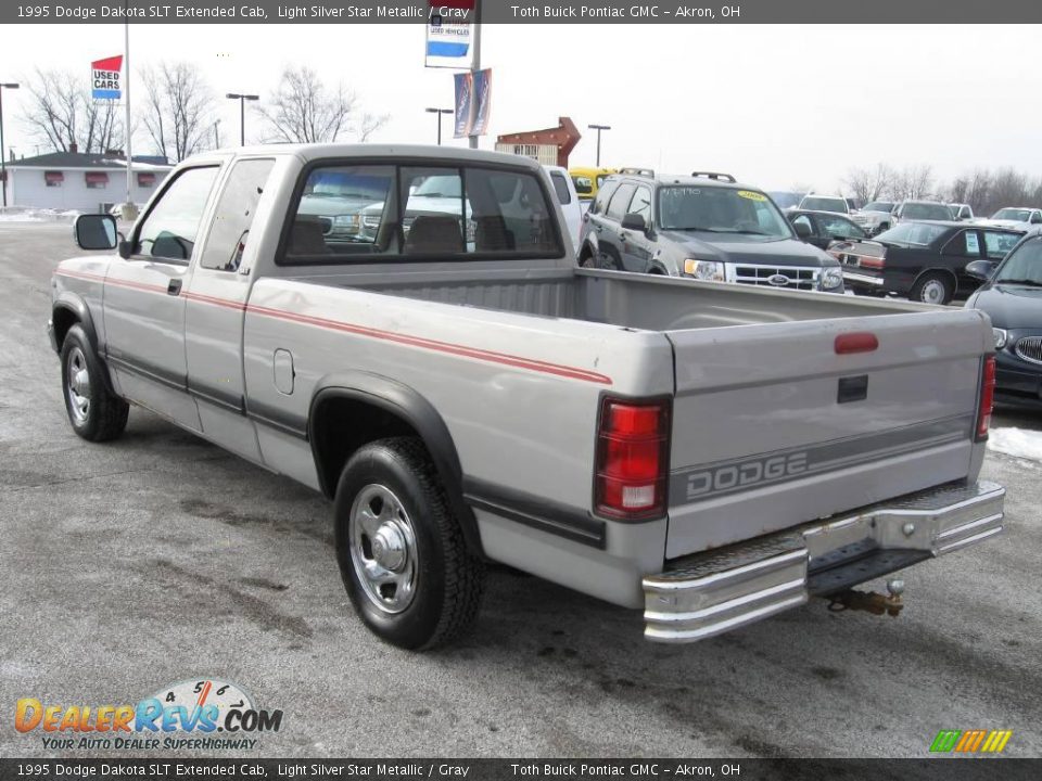 1995 Dodge Dakota SLT Extended Cab Light Silver Star Metallic / Gray Photo #4
