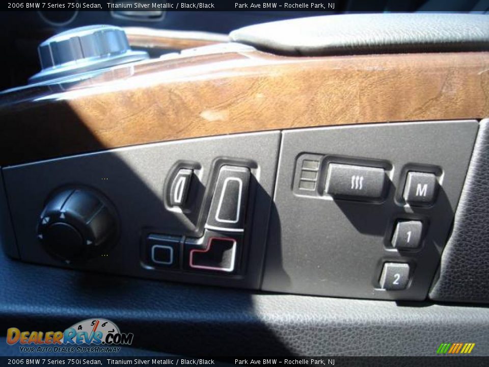 2006 BMW 7 Series 750i Sedan Titanium Silver Metallic / Black/Black Photo #9