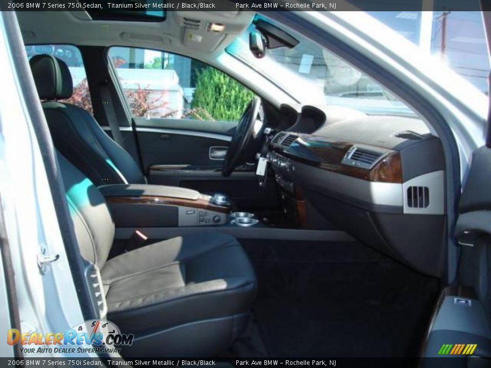 2006 BMW 7 Series 750i Sedan Titanium Silver Metallic / Black/Black Photo #23