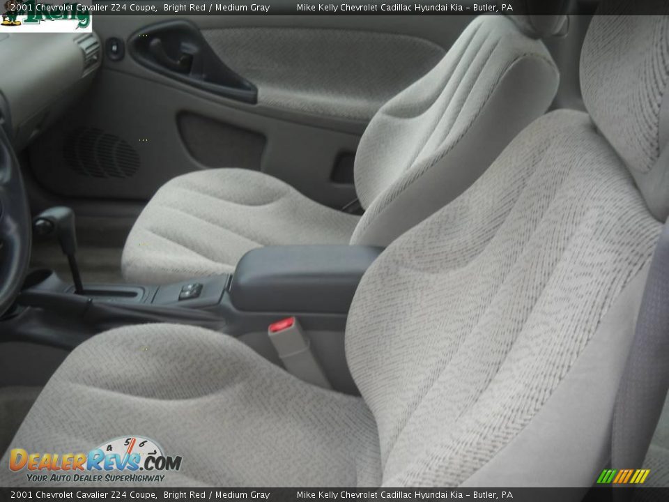 2001 Chevrolet Cavalier Z24 Coupe Bright Red / Medium Gray Photo #10