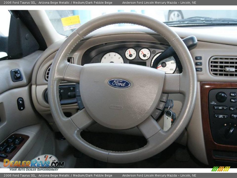 2006 Ford Taurus SEL Arizona Beige Metallic / Medium/Dark Pebble Beige Photo #23