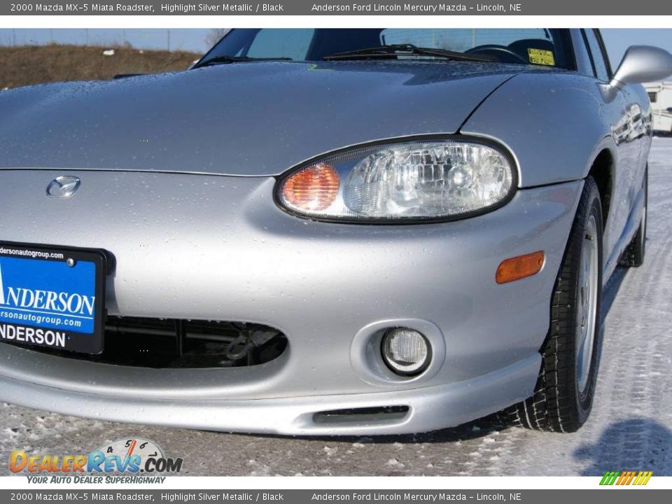 2000 Mazda MX-5 Miata Roadster Highlight Silver Metallic / Black Photo #4