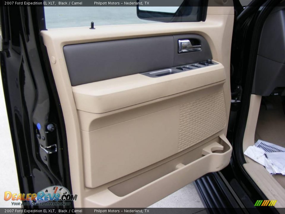2007 Ford Expedition EL XLT Black / Camel Photo #35