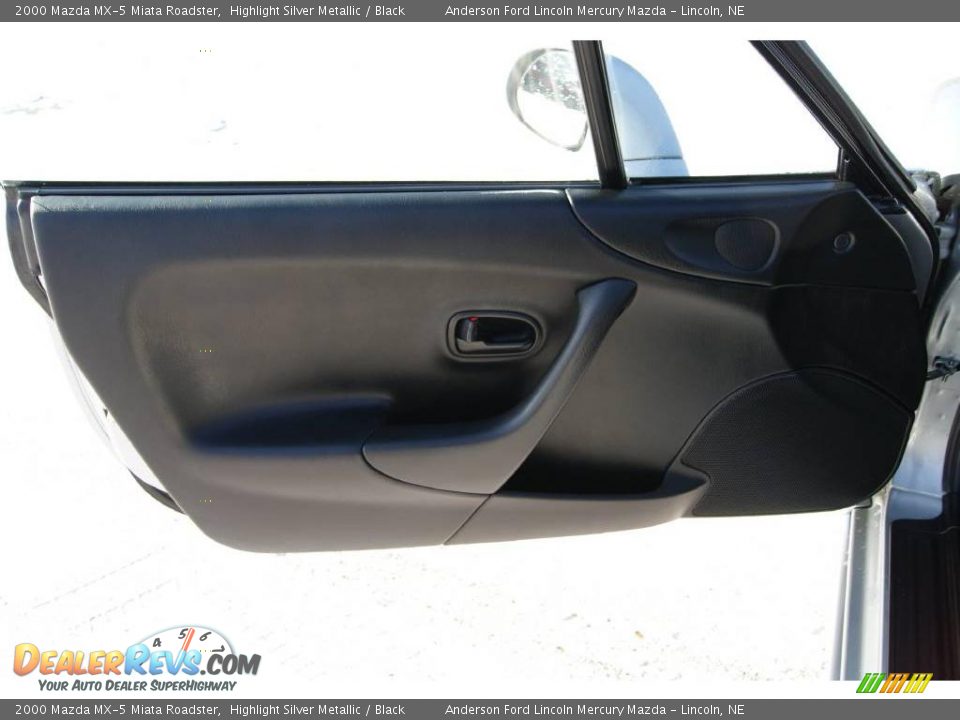 2000 Mazda MX-5 Miata Roadster Highlight Silver Metallic / Black Photo #12