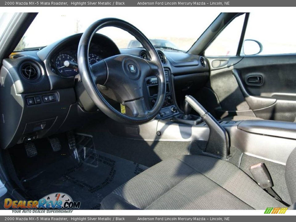 2000 Mazda MX-5 Miata Roadster Highlight Silver Metallic / Black Photo #14