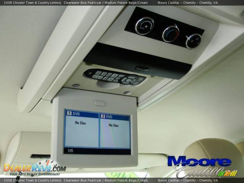 2008 Chrysler Town & Country Limited Clearwater Blue Pearlcoat / Medium Pebble Beige/Cream Photo #5
