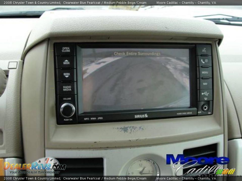 2008 Chrysler Town & Country Limited Clearwater Blue Pearlcoat / Medium Pebble Beige/Cream Photo #11