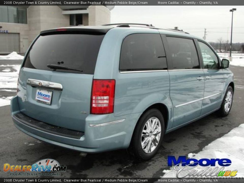 2008 Chrysler Town & Country Limited Clearwater Blue Pearlcoat / Medium Pebble Beige/Cream Photo #14