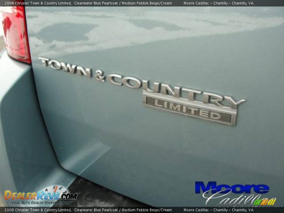 2008 Chrysler Town & Country Limited Clearwater Blue Pearlcoat / Medium Pebble Beige/Cream Photo #15