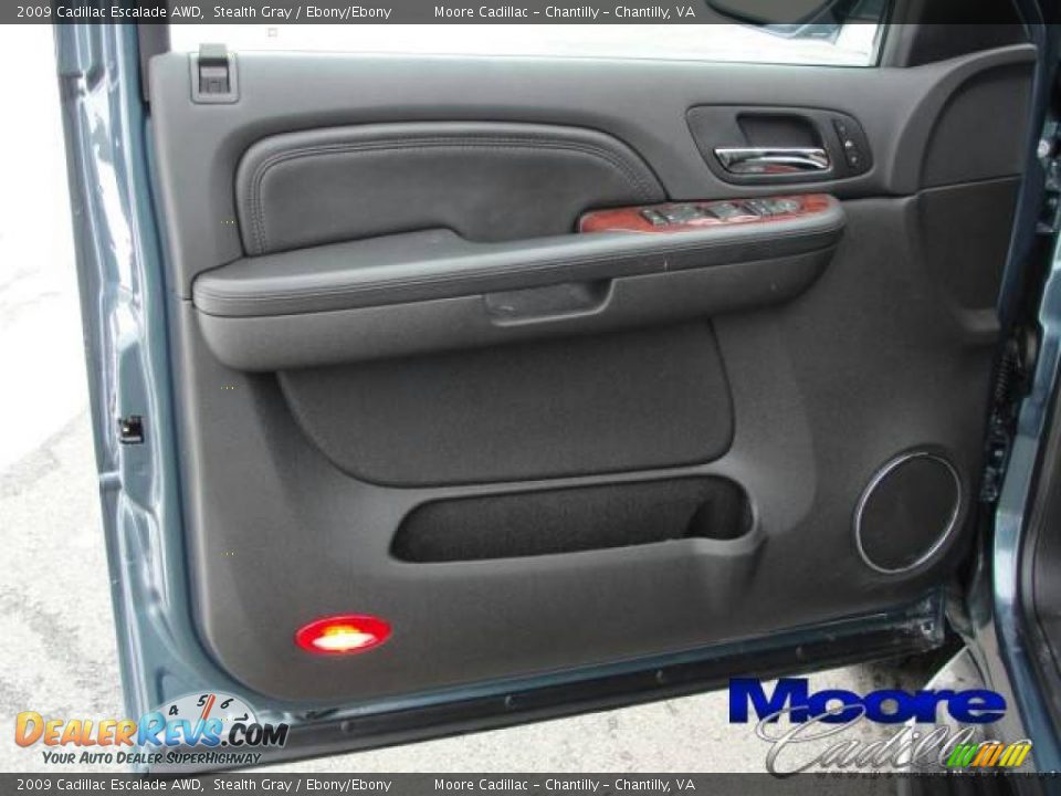 2009 Cadillac Escalade AWD Stealth Gray / Ebony/Ebony Photo #10
