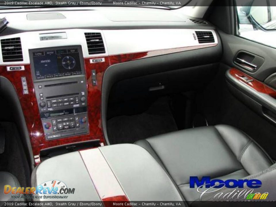 2009 Cadillac Escalade AWD Stealth Gray / Ebony/Ebony Photo #14