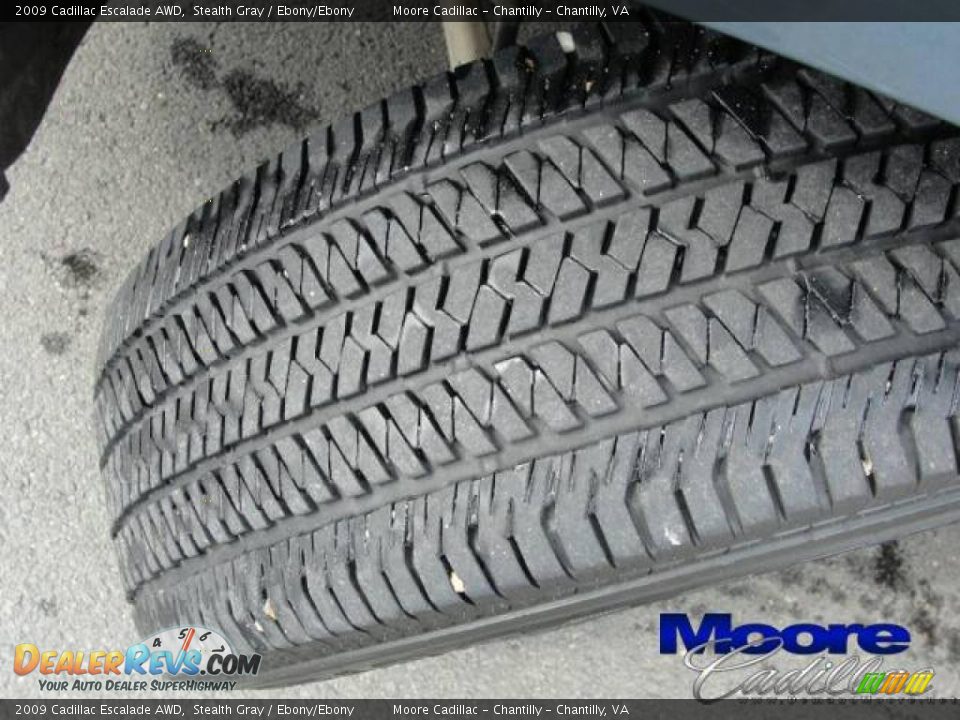 2009 Cadillac Escalade AWD Stealth Gray / Ebony/Ebony Photo #24