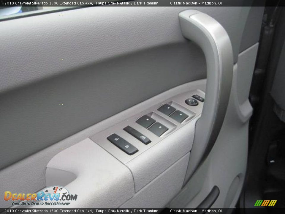 2010 Chevrolet Silverado 1500 Extended Cab 4x4 Taupe Gray Metallic / Dark Titanium Photo #8