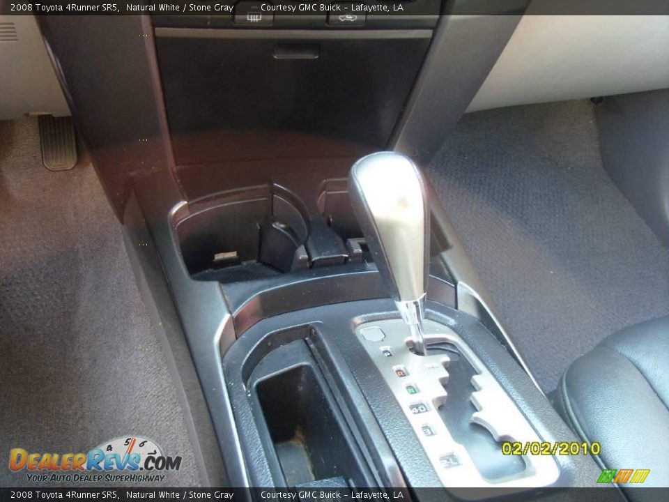 2008 Toyota 4Runner SR5 Natural White / Stone Gray Photo #16