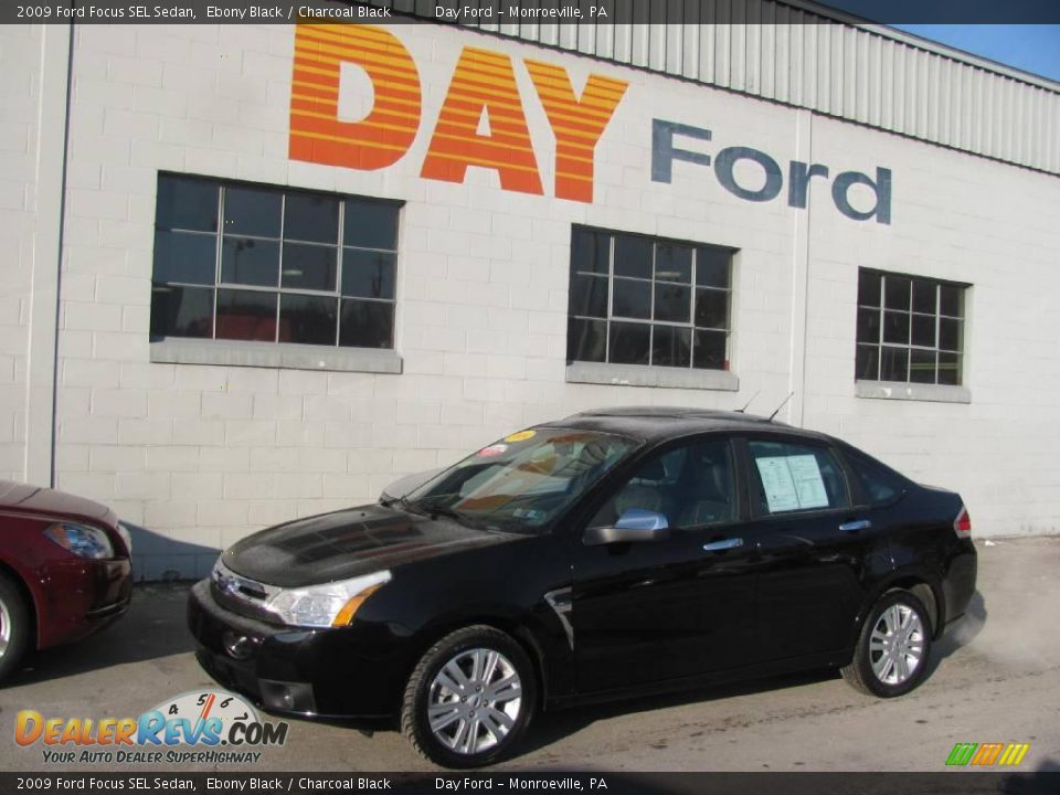 2009 Ford Focus SEL Sedan Ebony Black / Charcoal Black Photo #1