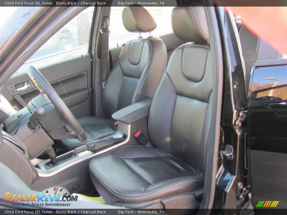 2009 Ford Focus SEL Sedan Ebony Black / Charcoal Black Photo #8