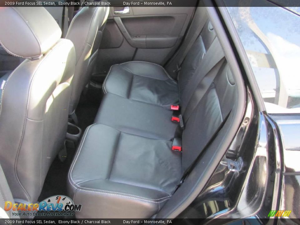 2009 Ford Focus SEL Sedan Ebony Black / Charcoal Black Photo #14