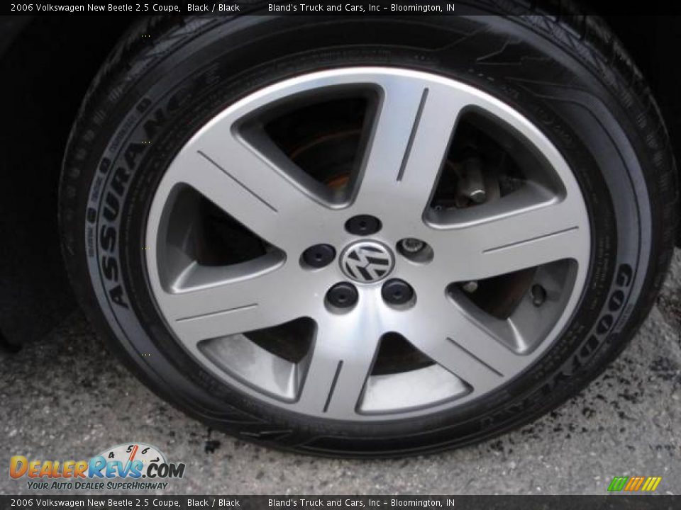 2006 Volkswagen New Beetle 2.5 Coupe Black / Black Photo #9