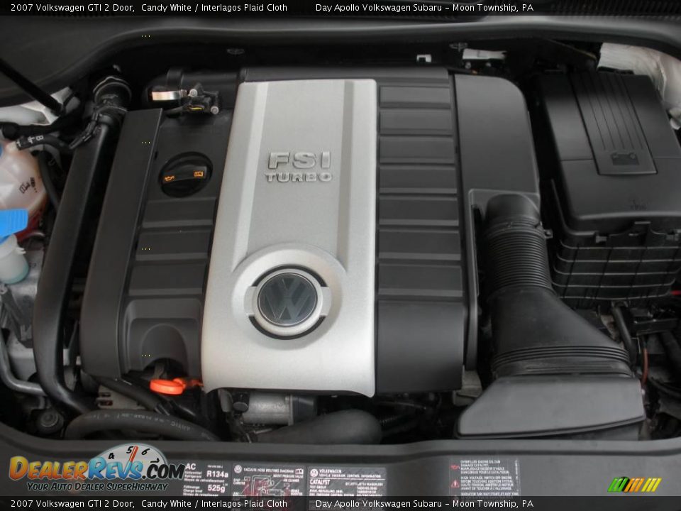 2007 Volkswagen GTI 2 Door Candy White / Interlagos Plaid Cloth Photo #18