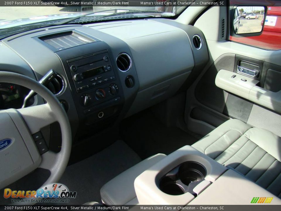 2007 Ford F150 XLT SuperCrew 4x4 Silver Metallic / Medium/Dark Flint Photo #16
